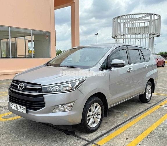 Toyota Innova 2.0G stđ 2019 xe chủ 1 gia đình