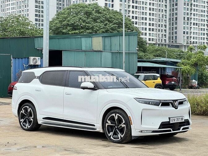 VF9 Plus 2024 siêu lướt 14.000km đẹp ko tì vết