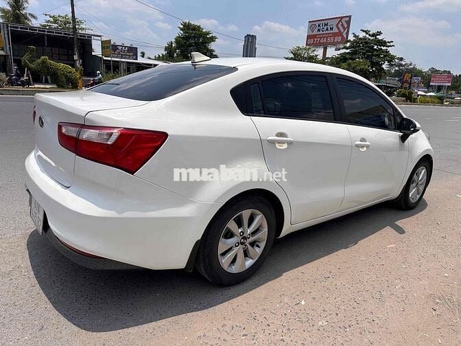Kia Rio 1.4 AT 2016 nhập Hàn Trắng Tự động