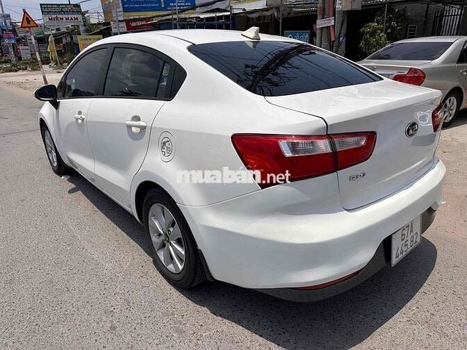 Kia Rio 1.4 AT 2016 nhập Hàn Trắng Tự động