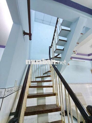🏘️ Chủ gửi nhà 1lầu 2phòng gần chợ Hóc Môn, Thị Trấn Hóc Môn 🏘️