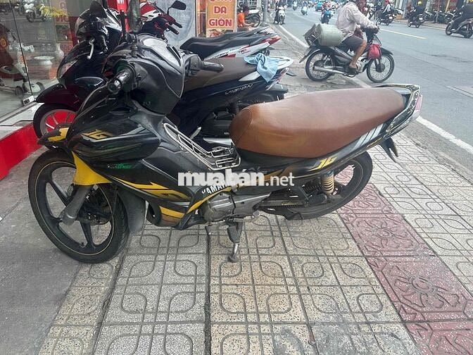 Yamaha Jupiter Fi RC Đen vàng