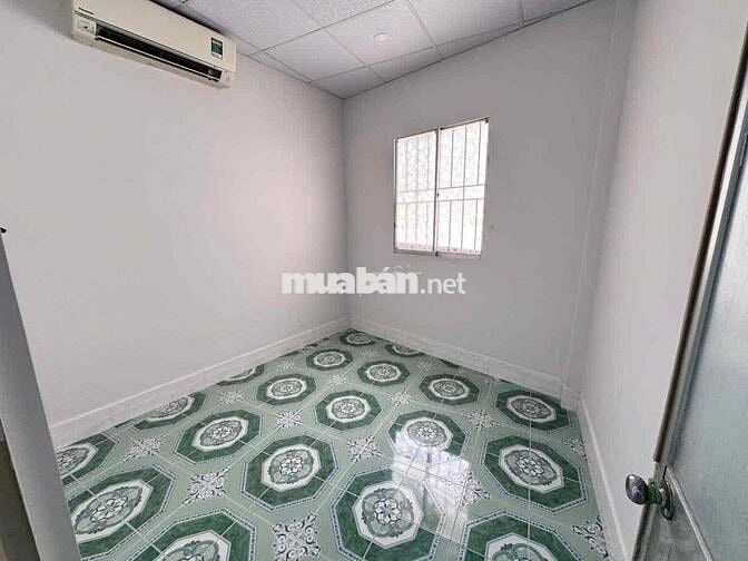Bán Nhà 2 Tầng gần Siêu Thị Coopmart, ra Biển 3’ đi xe. Giá: 2tỷ990tr