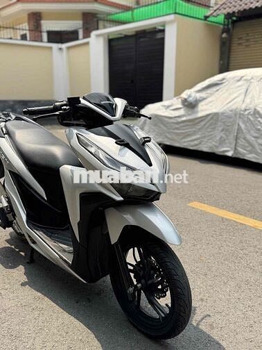 Honda Vario 150 62zz Bạc