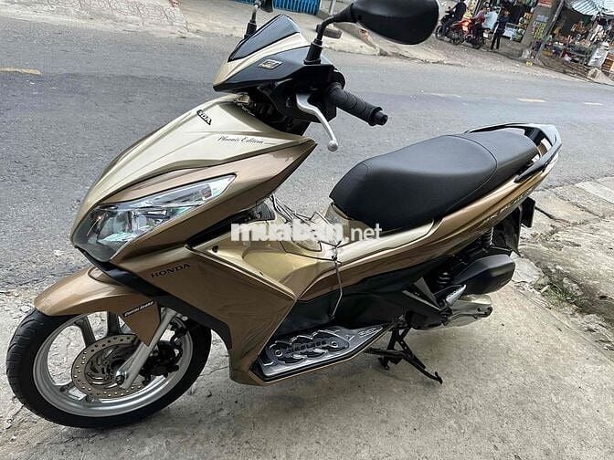 Honda Air Blade Vàng đồng Xăng xe 9c sang ten dc