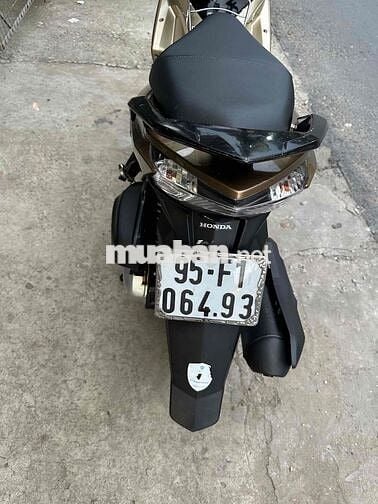 Honda Air Blade Vàng đồng Xăng xe 9c sang ten dc