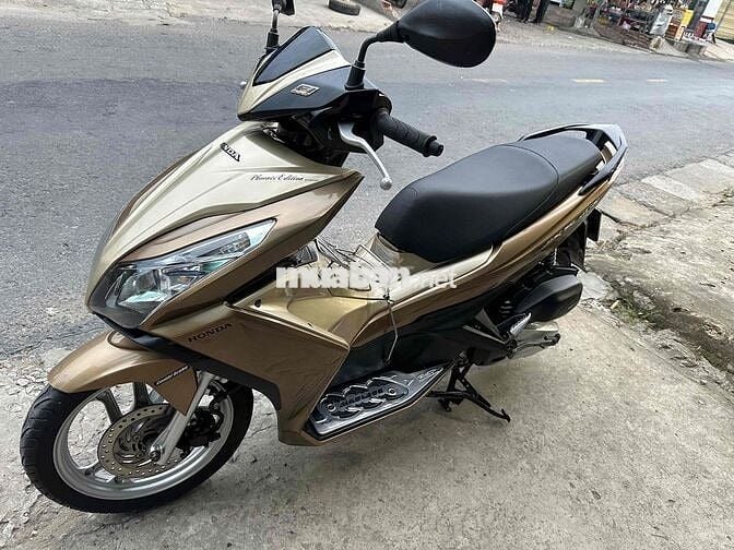 Honda Air Blade Vàng đồng Xăng xe 9c sang ten dc