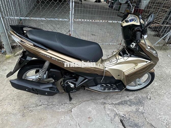 Honda Air Blade Vàng đồng Xăng xe 9c sang ten dc