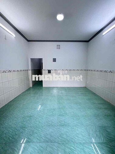 Bán Nhà 2 Tầng gần Siêu Thị Coopmart, ra Biển 3’ đi xe. Giá: 2tỷ990tr