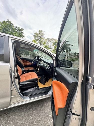 INNOVA 2.0E  cuối 2019 số sàn biển 30F/5 số Hn rất đẹp 