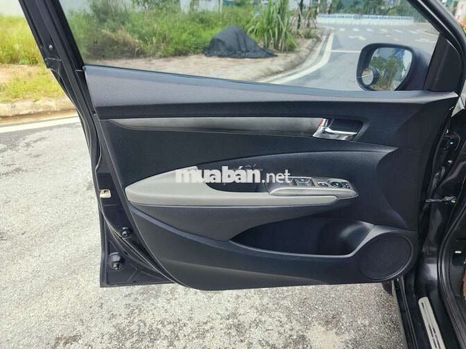 honda city lăn bánh 2014 ,xe zin từ mặt dàn cò