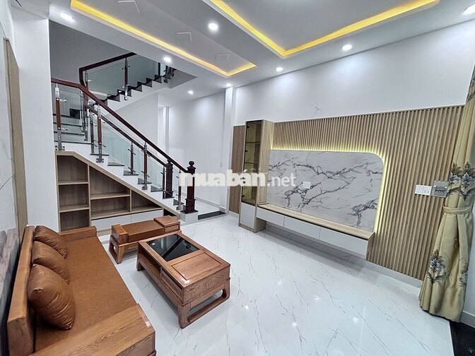 NHÀ TÂN XUÂN 1 - HÓC MÔN: VỊ TRÍ VÀNG, 3PN, HƯỚNG ĐÔNG NAM