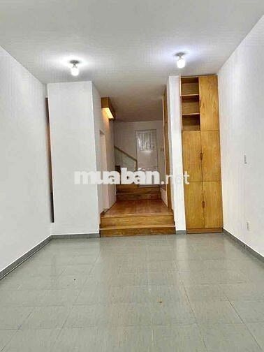 CHO THUÊ NHÀ NGUYÊN CĂN 5 TẦNG FULL NỘI THẤT SIÊU THOÁNG GẦN LANDMARK