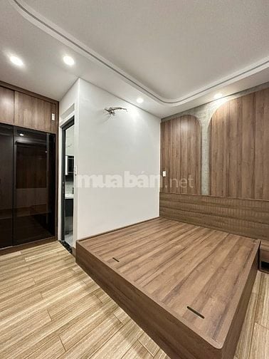 Nhà ngang 13m có thang máy hẻm 103 Chiến Lược, BÌnh Tân