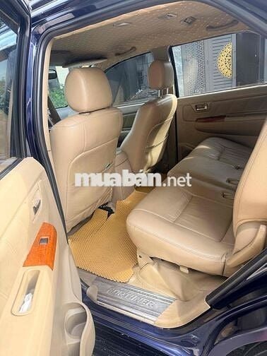 Toyota Fortuner 2010 tự động cực đẹp zin sẵn dùng