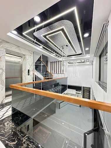 Nhà ngang 13m có thang máy hẻm 103 Chiến Lược, BÌnh Tân