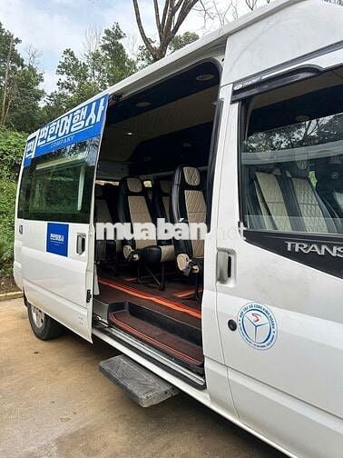 Ford Transit 2013 16 chỗ Trắng