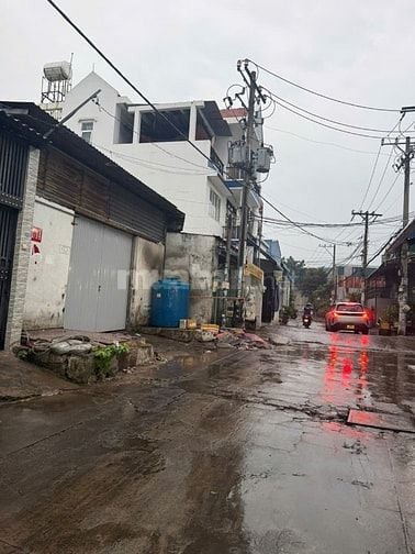 8X15 ( CÓ 2 SỔ RIÊNG), HẺM 8M ĐƯỜNG HƯƠNG LỘ 2