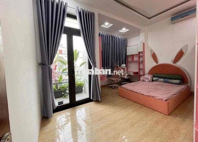 307 CHO THUÊ NHÀ ĐẸP 3 TẦNG 5PN CÓ GARA Ô TÔ TRONG NHÀ – FULL NỘI THẤT