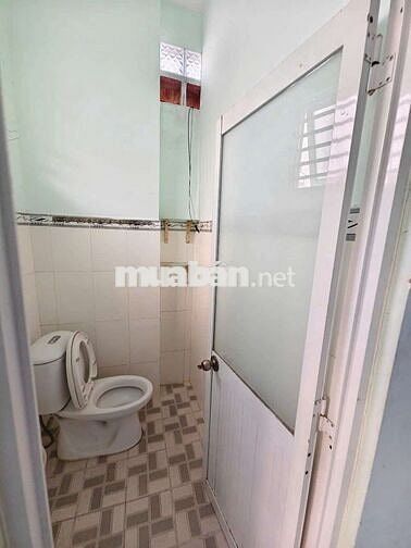 cho thuê nhà hẽm 994 Huỳnh Tấn Phát 