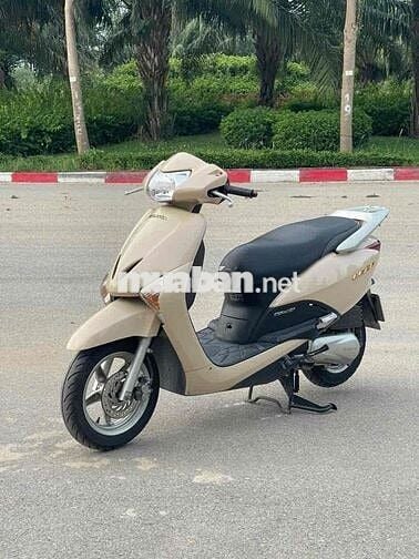 Honda Lead 110FI 2012 Vàng kem