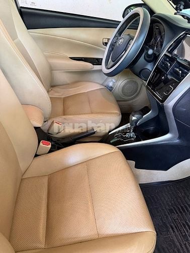 TOYOTA Vios 1.5G CVT đời 2018 - Màu nâu vàng nổi bậc, sang trọng
