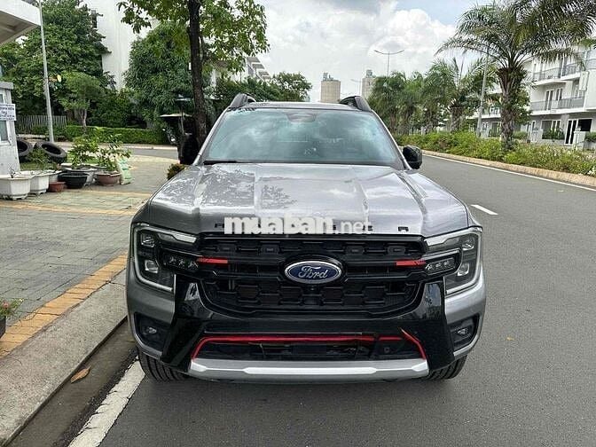 Ford Ranger Stormtrak Lướt 7.900km - Bớt Lộc