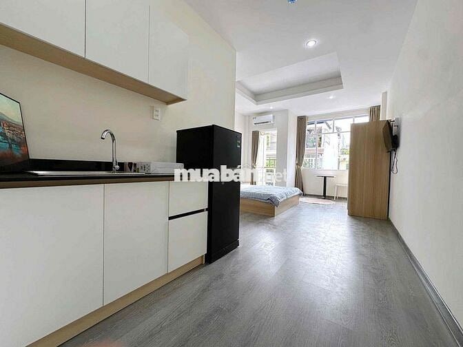 🏡 Studio Full Nội Thất Có Ban Công – Khóa Vân Tay – Gần Central Mall Q