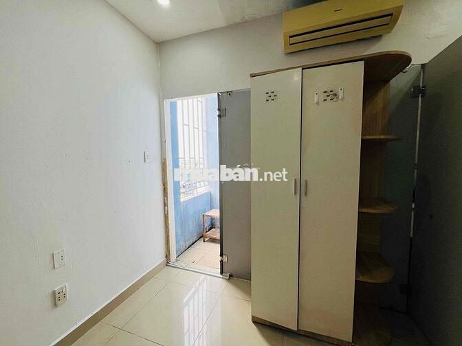 CHO THUÊ PHÒNG STUDIO, BAN CÔNG, FULL NỘI THẤT, GẦN CÔNG VIÊN PHÚ LÂM
