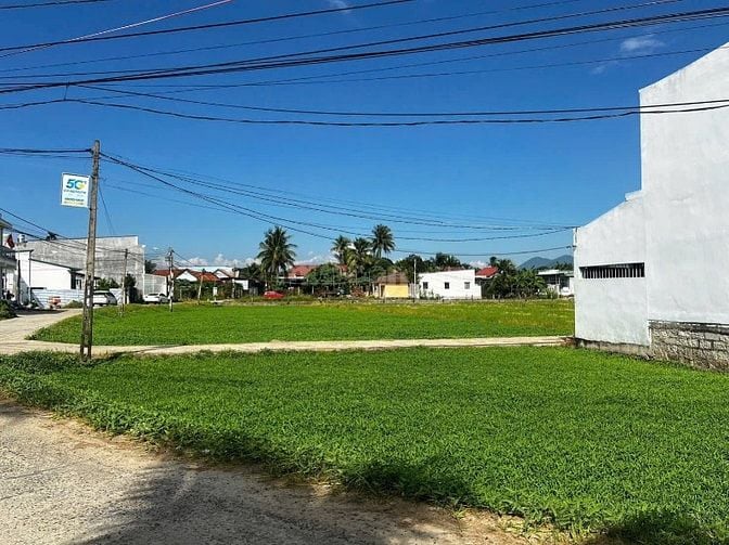 Chính chủ càn bán đất vĩnh phương