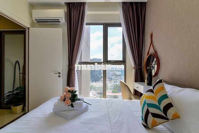 Cho thuê nhanh Millennium 2Pn 74m2 tầng cao, view Bitexco 20trieu