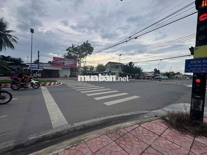 THỬA ĐẤT ĐẸP 2 MẶT TIỀN 3000M2- GIÁ TỐT CHO ĐẦU TƯ NGAY TT TP TRÀ VINH