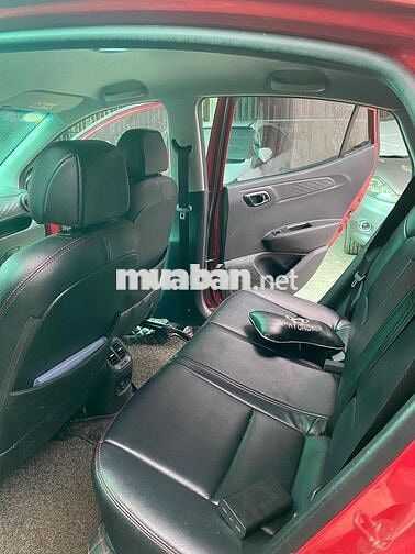 Hyundai Grand i10 2022 Số sàn Đỏ 100000 km