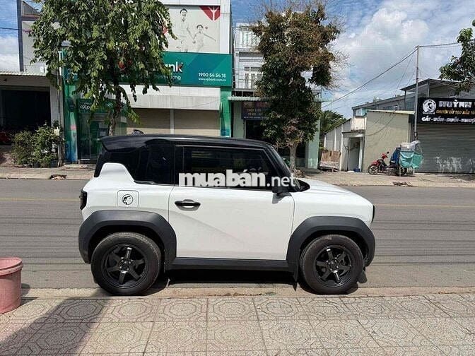 VinFast VF3 2024 Trắng 2 vạn km