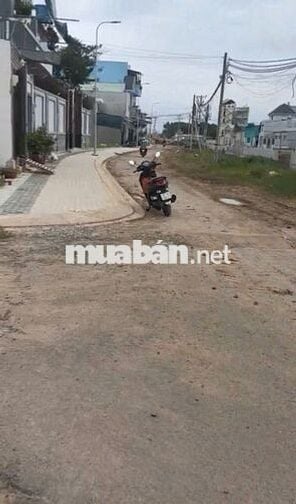 Đất thổ cư mặt tiền Kênh XTS 38, gần chợ chữ S, Xuân Thới Đông-Hóc Môn