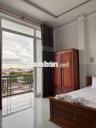 Sang nhượng nhà nghỉ MT Nguyễn Trãi, Vạn Ninh, chỉ 7,7 tỷ/170m2,SHR