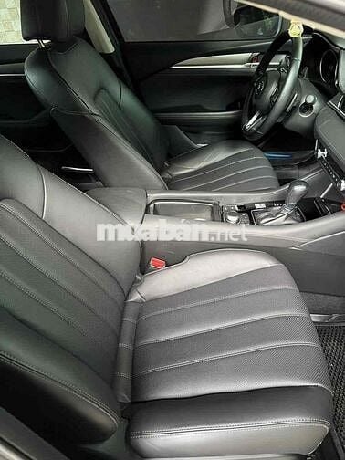 Mazda 6 Premium 2024 Xám lông chuột 4800 km