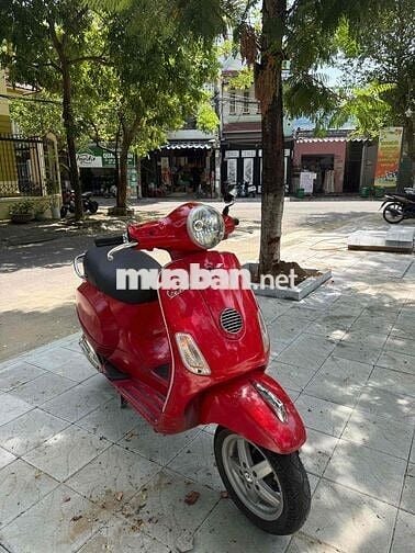 Piaggio Vespa 2011 màu Đỏ