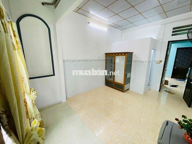 PHÒNG TRỌ CHO THUÊ Q8 ÂU DƯƠNG LÂN - 18m2 - ĐẦY ĐỦ TIỆN NGHI
