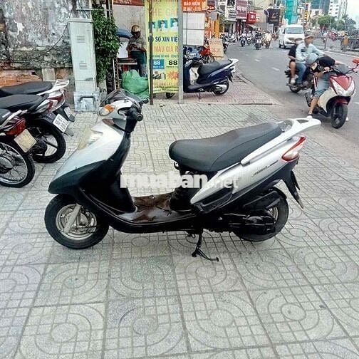 SYM Attila Vittoria màu Bạc Đen