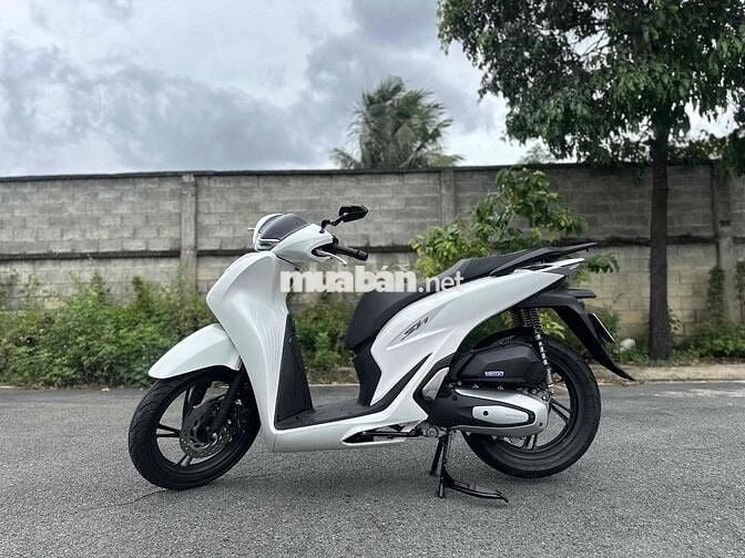 Honda SHVN 125 2023 Trắng 18000 km