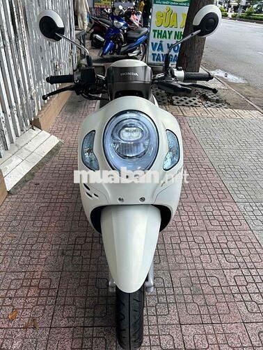 Honda Scoopy 2022 Trắng zin êm keng đẹp chính chủ
