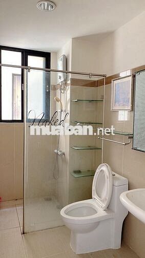 Căn hộ Đức Khải, 85m2, 2pn - 3wc, nội thất cơ bản, 9 triệu/tháng