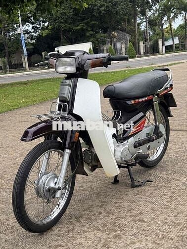 Honda Dream Bos sanda Xe số bs 92