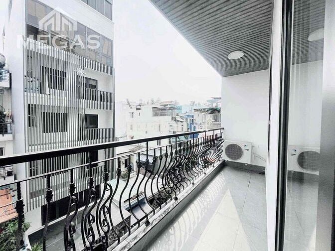 SIÊU CĂN HỘ TIỆN NGHI NEW 100% ngay BẾN VÂN ĐỒN_giáp trung tâm Q1