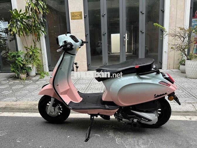 Vespa 50cc 2025 odo 133 km chính chủ BSTP
