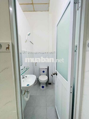 PHÒNG TRỌ CHO THUÊ Q8 ÂU DƯƠNG LÂN - 18m2 - ĐẦY ĐỦ TIỆN NGHI