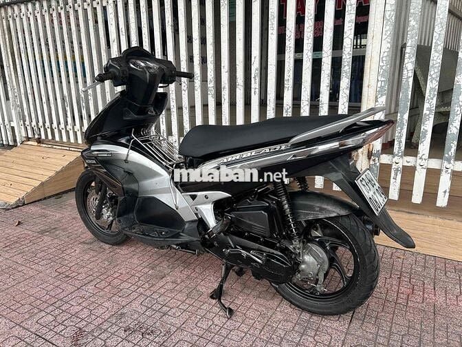 Honda Air Blade Fi 2010 máy êm ngon tiết kiệm xăng