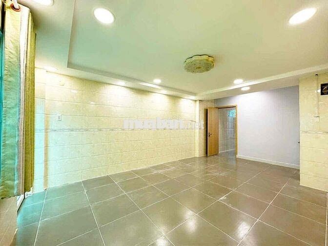 PHÒNG TRỌ GIÁ RẺ TẦNG TRỆT gần BX Q8 sẵn máy lạnh,bếp - Đường số 10