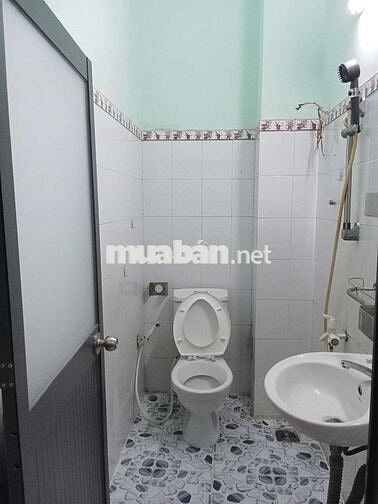 cho thuê nhà hẻm xe hơi đường Nguyên Hồng